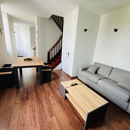 Logement 4 Pers - Coeur De Ville - Calme - Boite A Cle Arrivee Autonome A Partir De 16H00 Depart 11H00 Шоле Екстер'єр фото